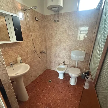 招待所 For Rent Vacation Krasniqi Karpen