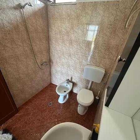 ゲストハウス Apartment For Rent Gedi
